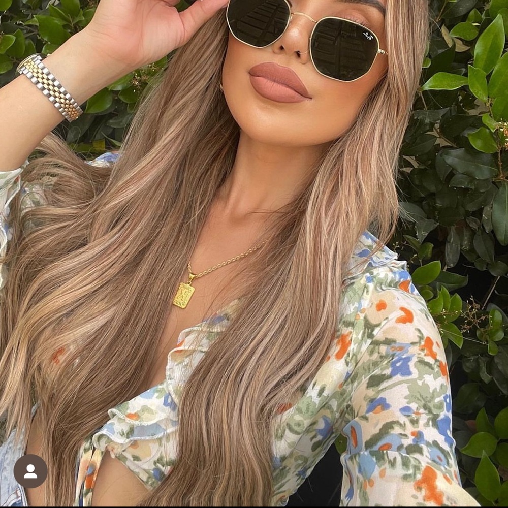 Miss Lola chiffon top